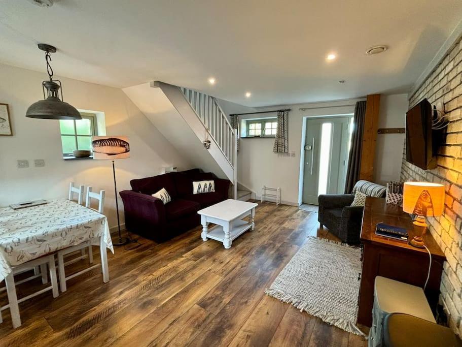 Little Bream - Pretty Cosy Cottage, Sea Views, Walk To The Beach Mawnan Smith エクステリア 写真