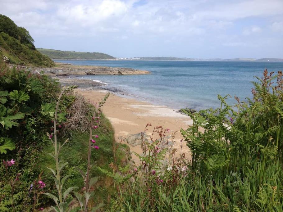 Little Bream - Pretty Cosy Cottage, Sea Views, Walk To The Beach Mawnan Smith エクステリア 写真