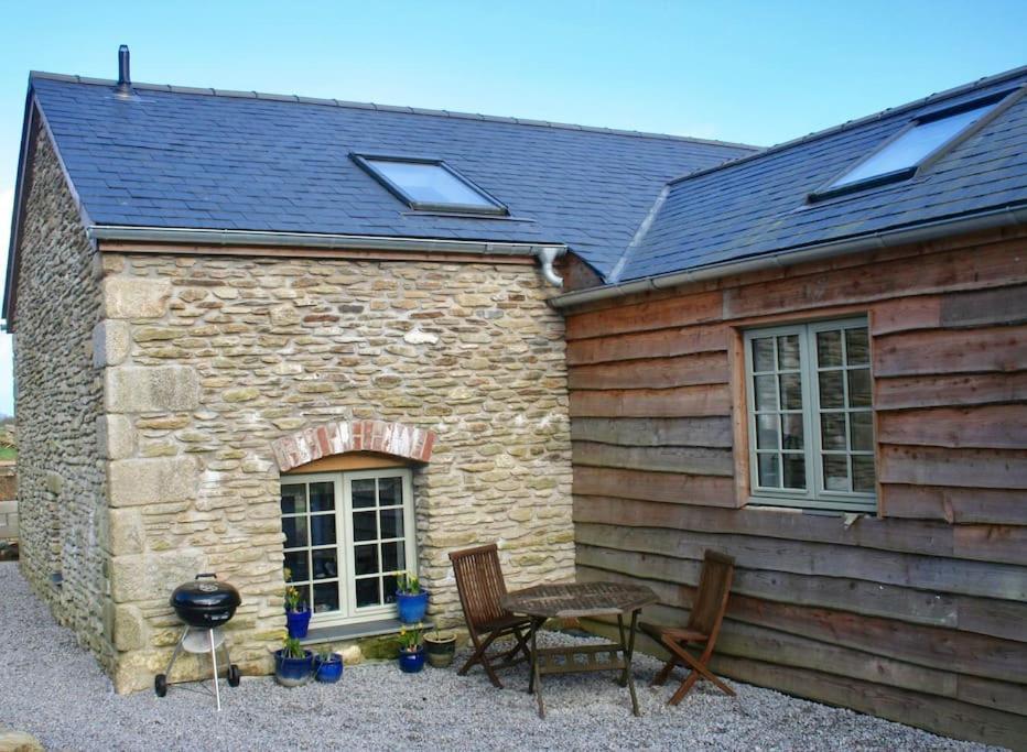 Little Bream - Pretty Cosy Cottage, Sea Views, Walk To The Beach Mawnan Smith エクステリア 写真